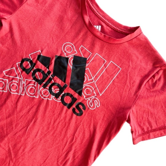 Adidas Boys Red Short Sleeve Athletic Tee Shirt Size Medium - Picture 2 of 5